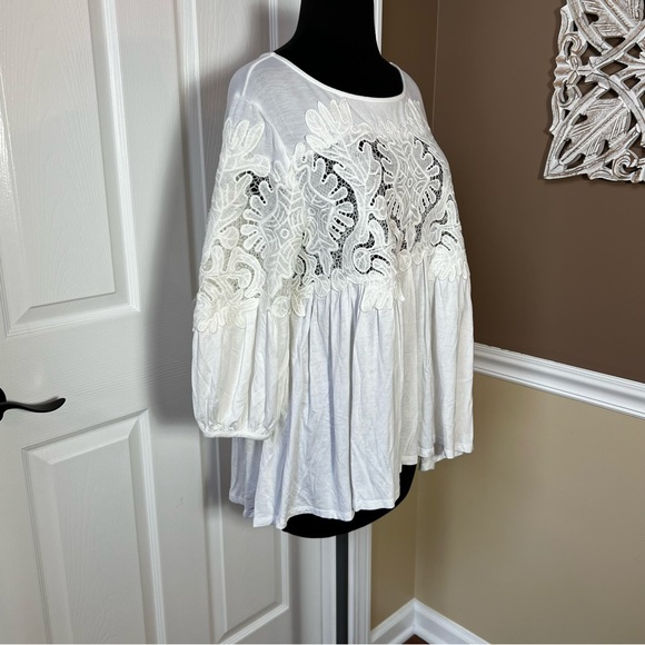 ⭐️ Anthropologie Deletta white crochet lace top MEDIUM - Picture 3 of 9